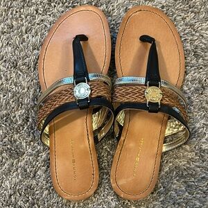 (5 for $20) Tommy Hilfiger Sz 8M Sandal NWOT